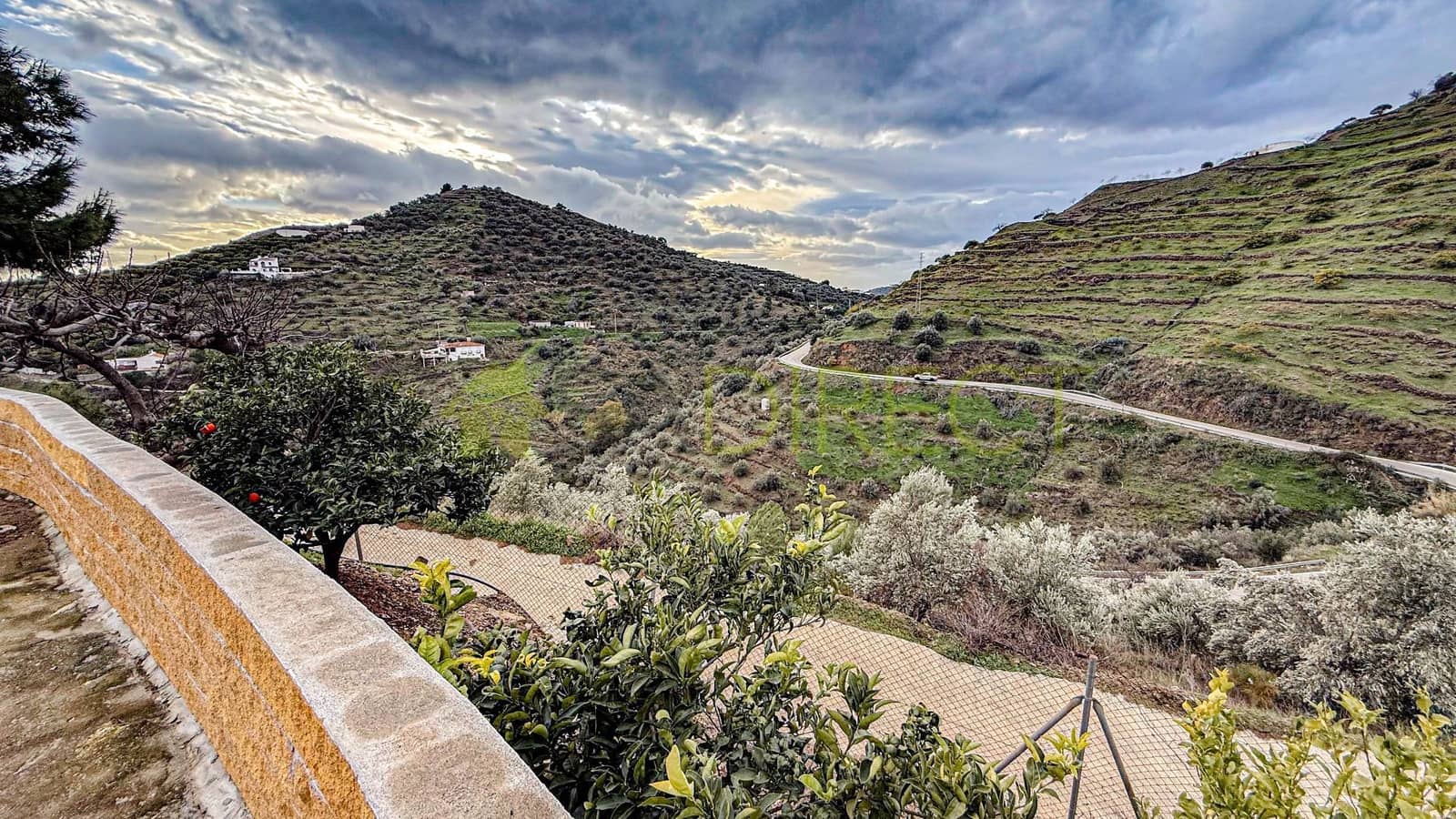 2 Zimmer Finca/Landgut zu vermieten in Torrox mit Pool Garage - 900 € (Ref: 9535527)