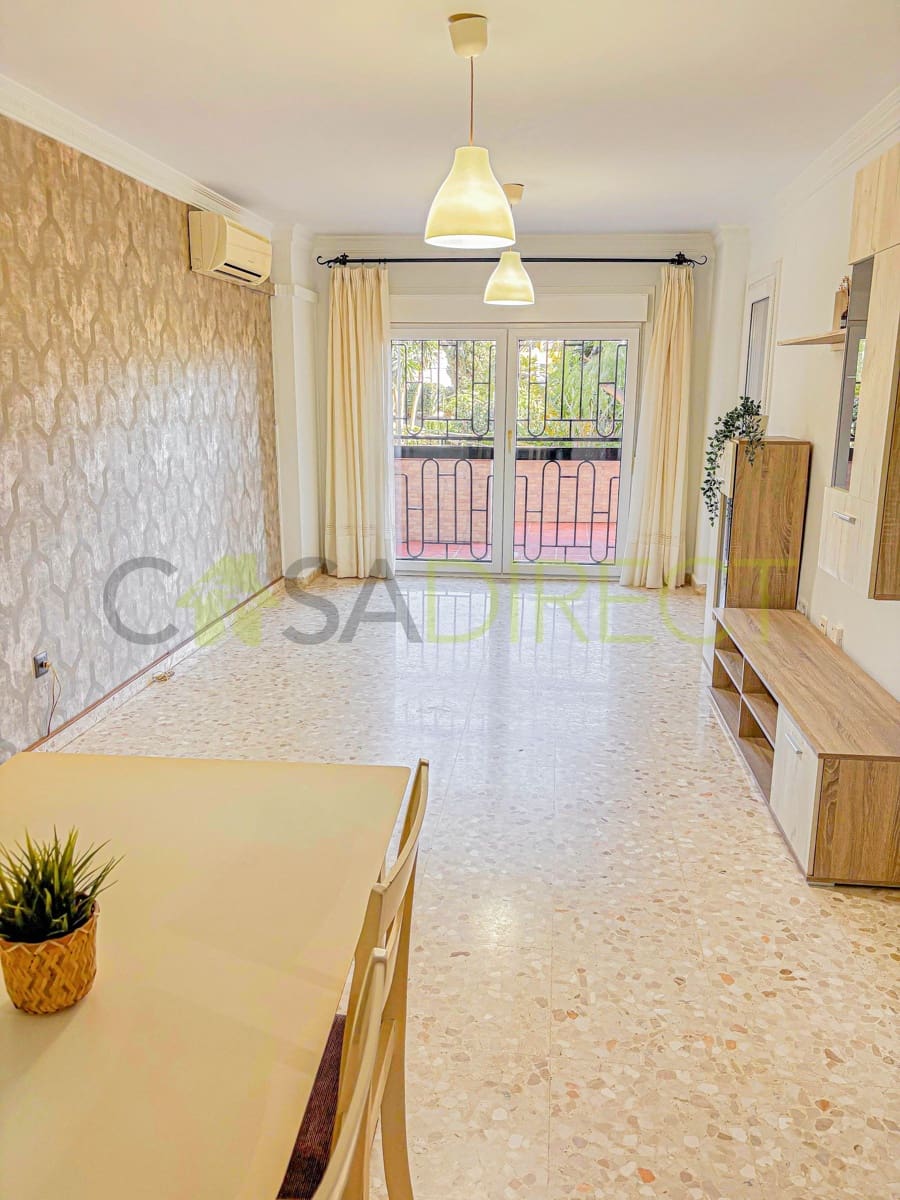 3 bedroom Flat for rent in Torre del Mar with pool garage - € 1,300 (Ref: 9543073)