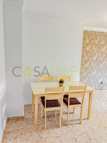 3 bedroom Flat for rent in Torre del Mar, Vélez-Málaga with pool garage - € 1,300 (Ref: 9543073)