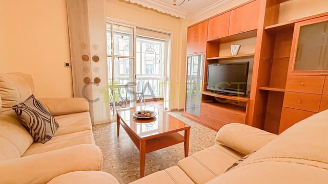 3 Zimmer Wohnung zu vermieten in Torrox-Costa, Torrox mit Pool - 850 € (Ref: 9547611)