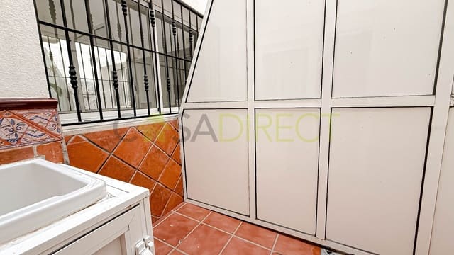 3 Zimmer Wohnung zu vermieten in Torrox-Costa, Torrox mit Pool - 850 € (Ref: 9547611)