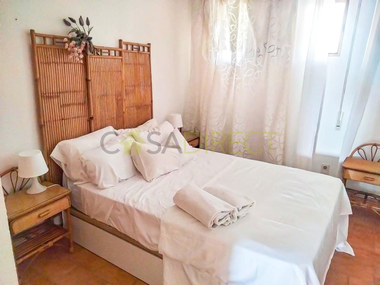 2 bedroom Apartment for rent in Almunecar with pool - € 900 (Ref: 9547612)