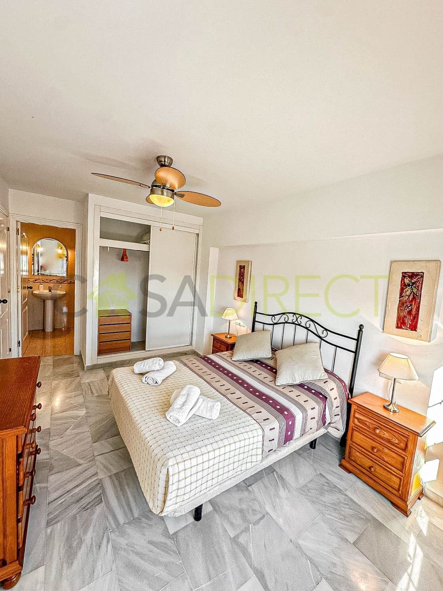 2 bedroom Flat for rent in La Herradura with garage - € 1,080 (Ref: 9547613)