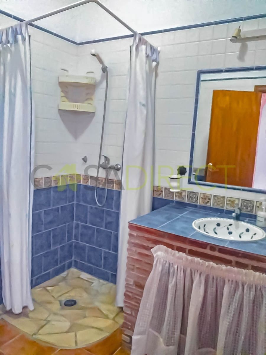 5 bedroom Finca/Country House for rent in Riogordo with pool garage - € 1,550 (Ref: 9550820)