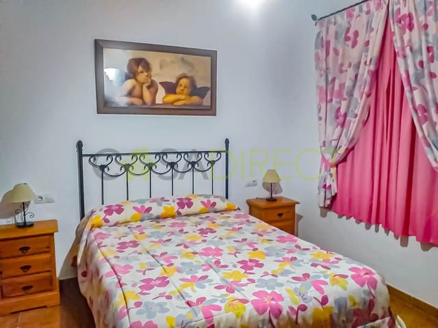 Finca/Maison de Campagne de 5 chambres à louer à Riogordo avec piscine garage - 1 550 € (Ref: 9550820)