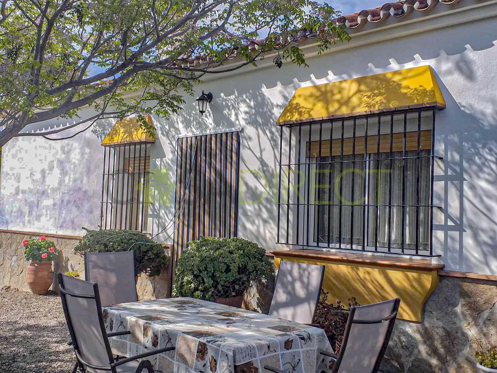 5 bedroom Finca/Country House for rent in Riogordo with pool garage - € 1,550 (Ref: 9550820)