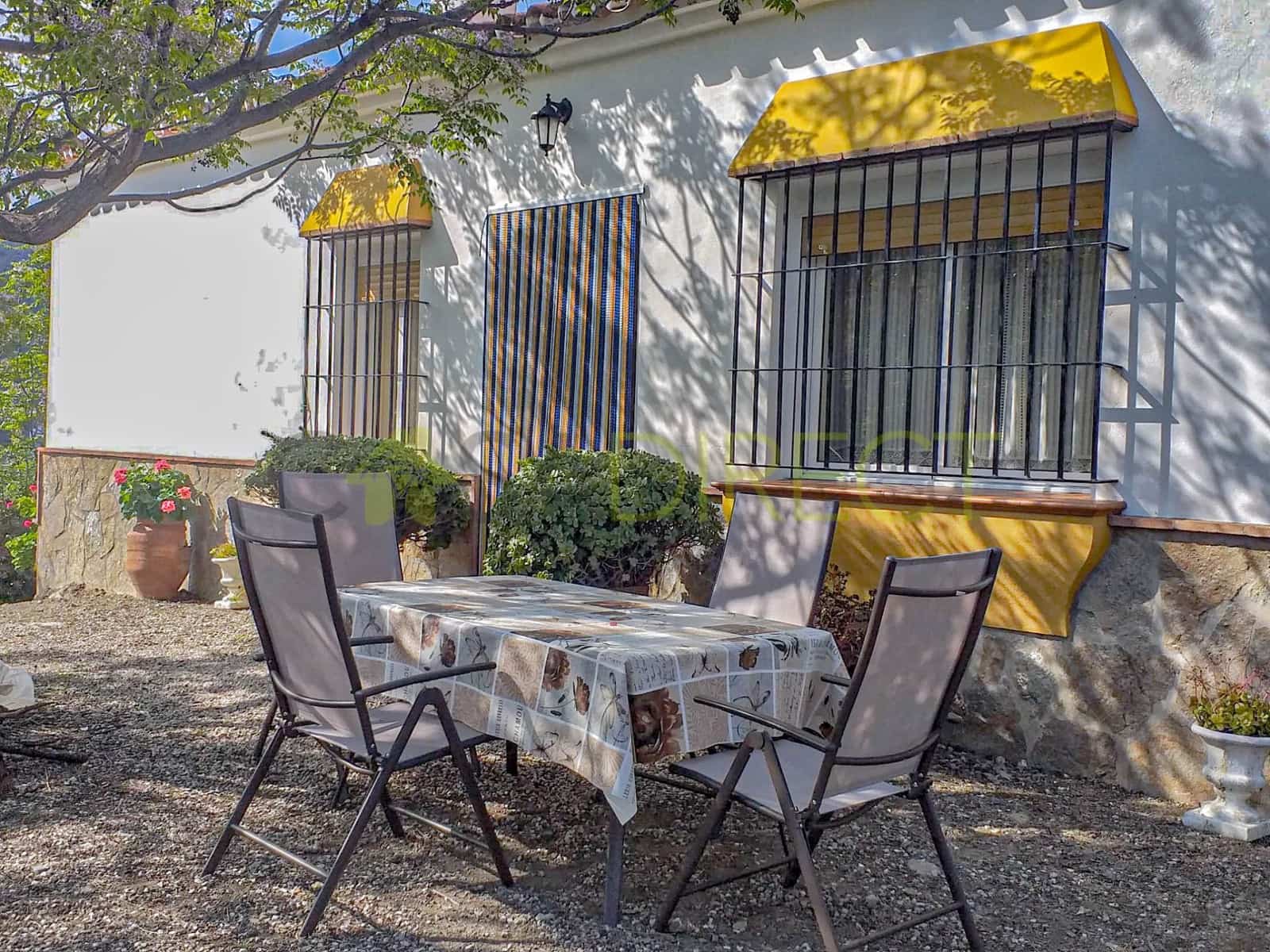 5 bedroom Finca/Country House for rent in Riogordo with pool garage - € 1,550 (Ref: 9550820)