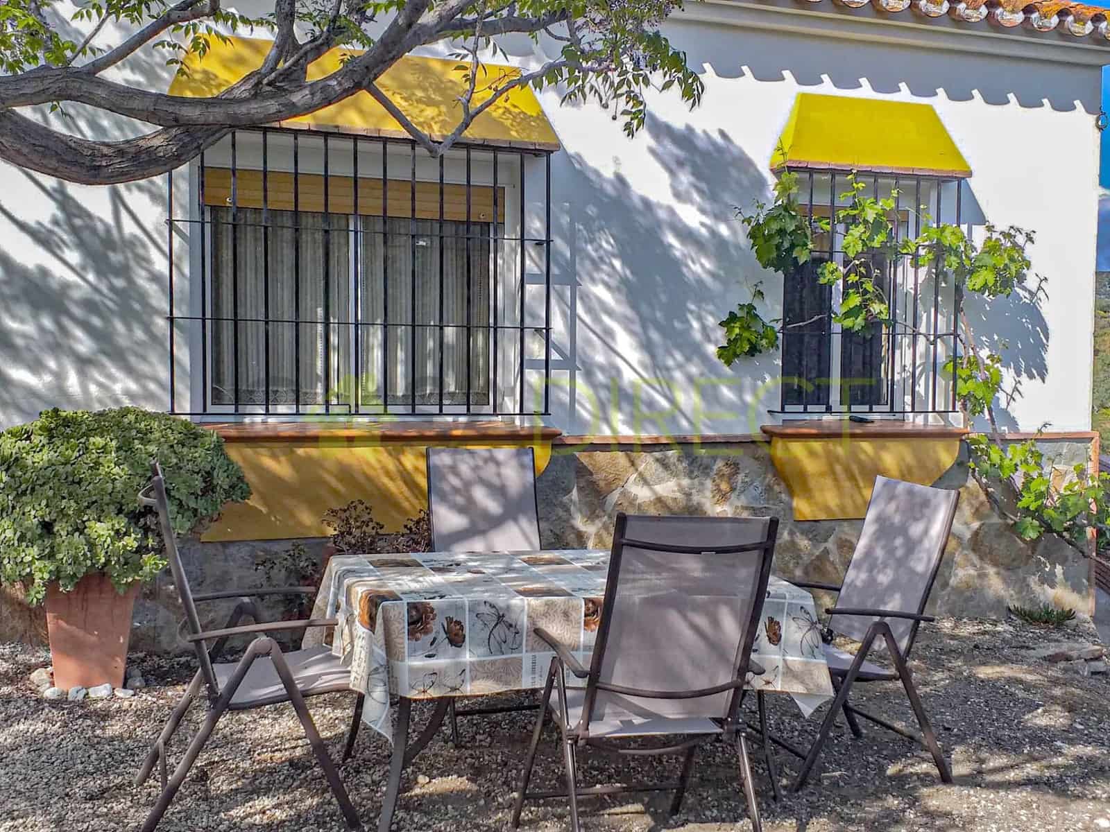 5 bedroom Finca/Country House for rent in Riogordo with pool garage - € 1,550 (Ref: 9550820)