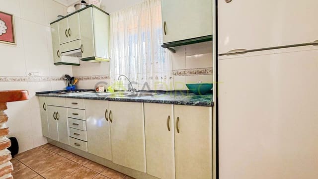 3 bedroom Finca/Country House for rent in Sayalonga with pool garage - € 1,150 (Ref: 9560917)