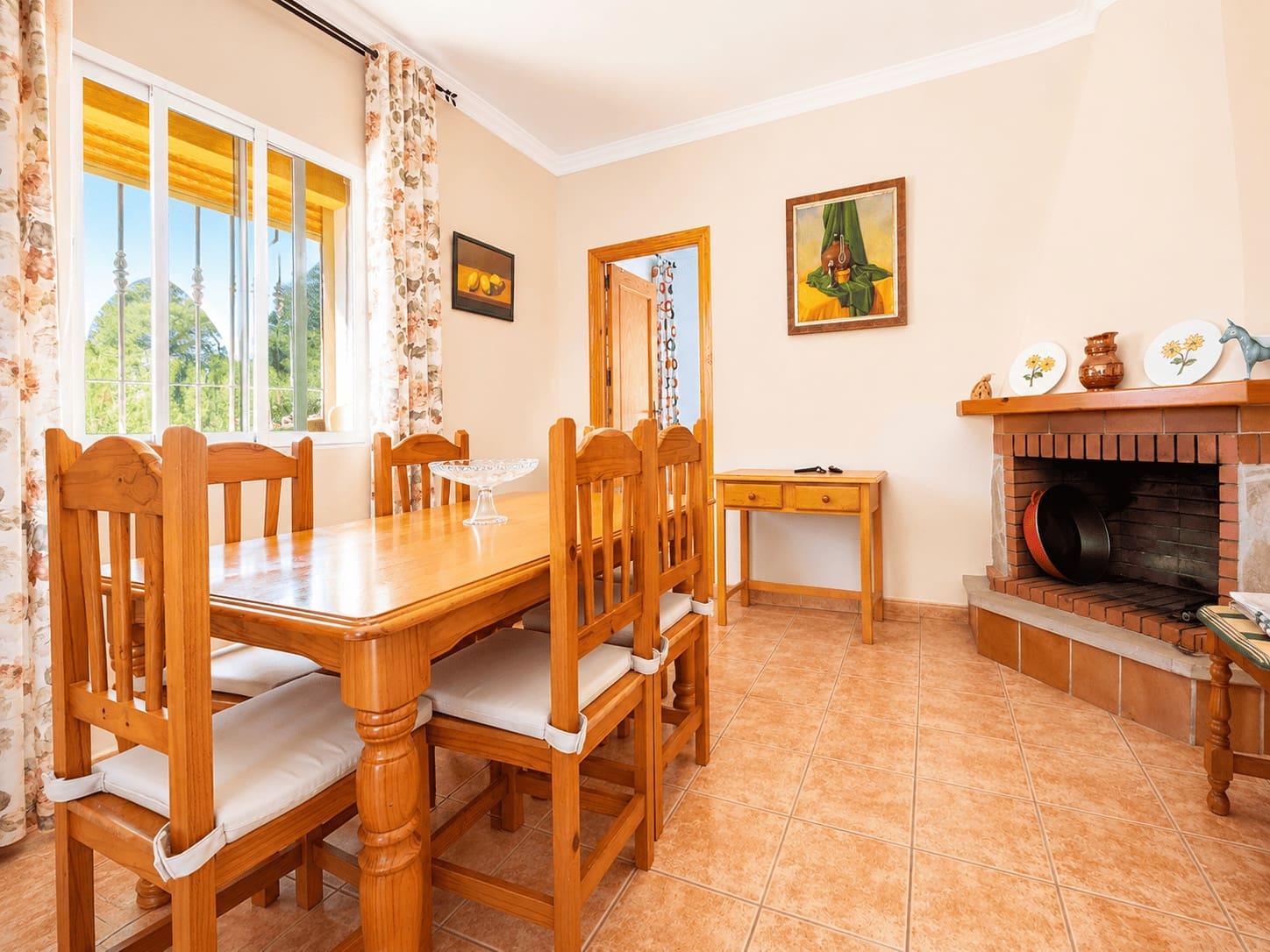 3 soveværelse Finca/Landehus til leje i Sayalonga med swimmingpool garage - € 1.150 (Ref: 9560917)