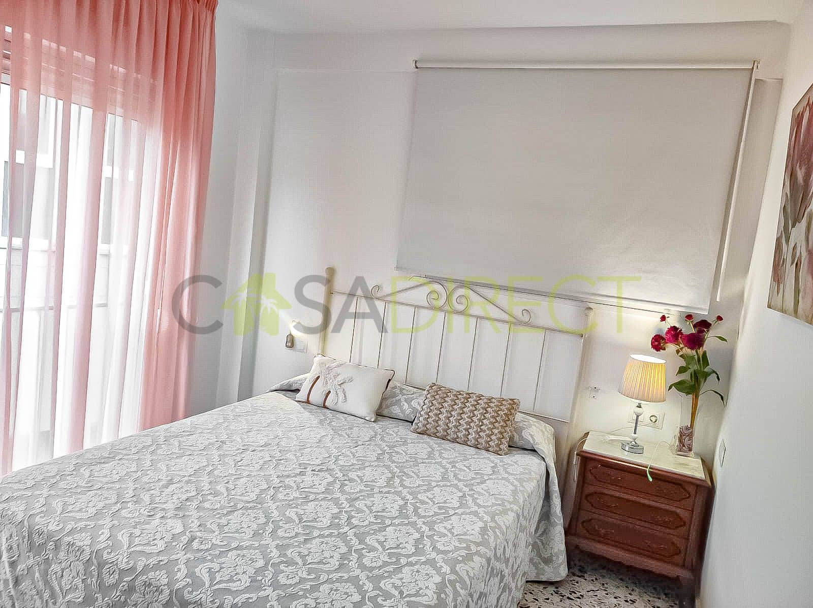 2 soveværelse Lejlighed til leje i Almunecar med garage - € 950 (Ref: 9564330)