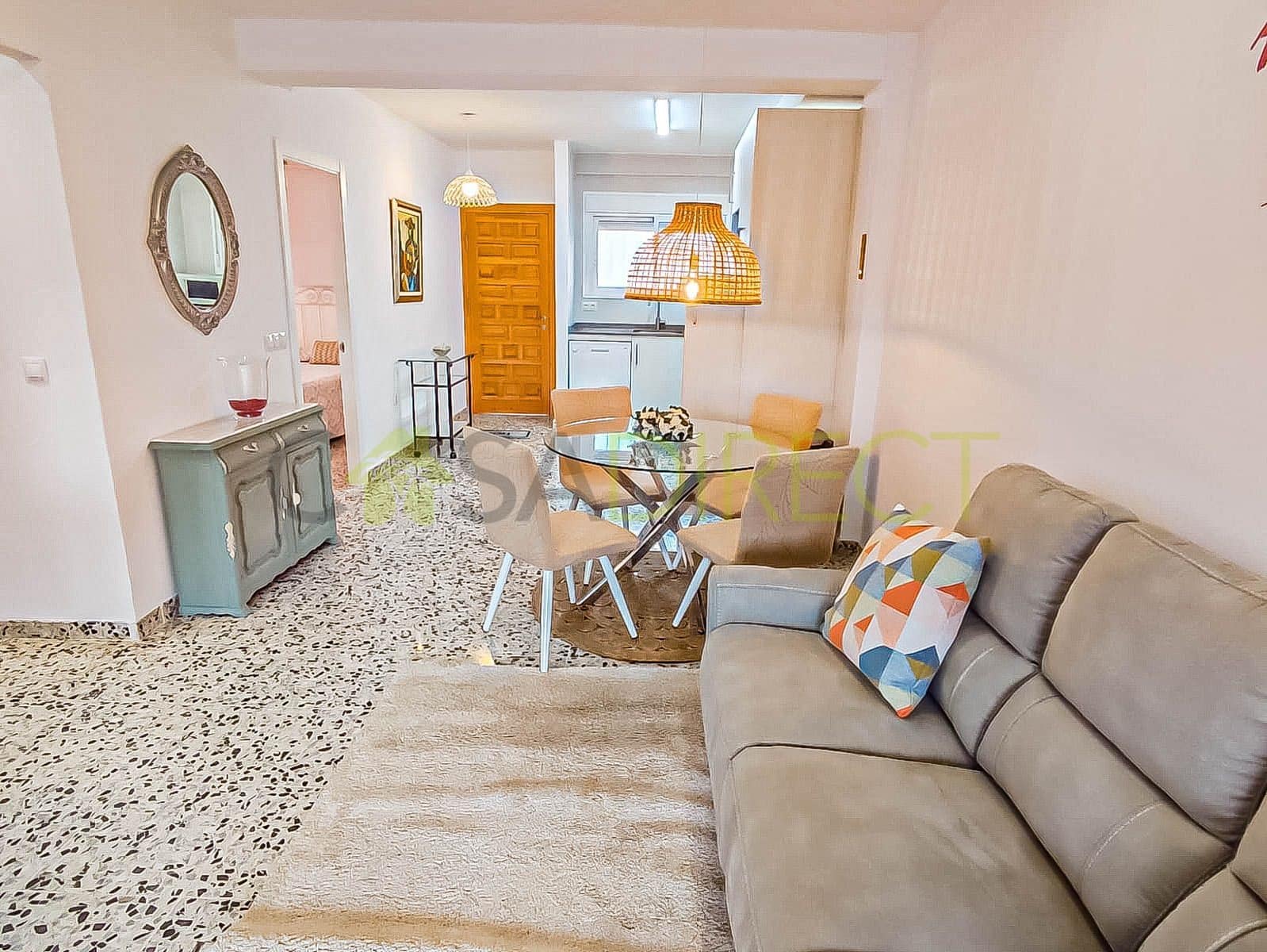 2 soveværelse Lejlighed til leje i Almunecar med garage - € 950 (Ref: 9564330)