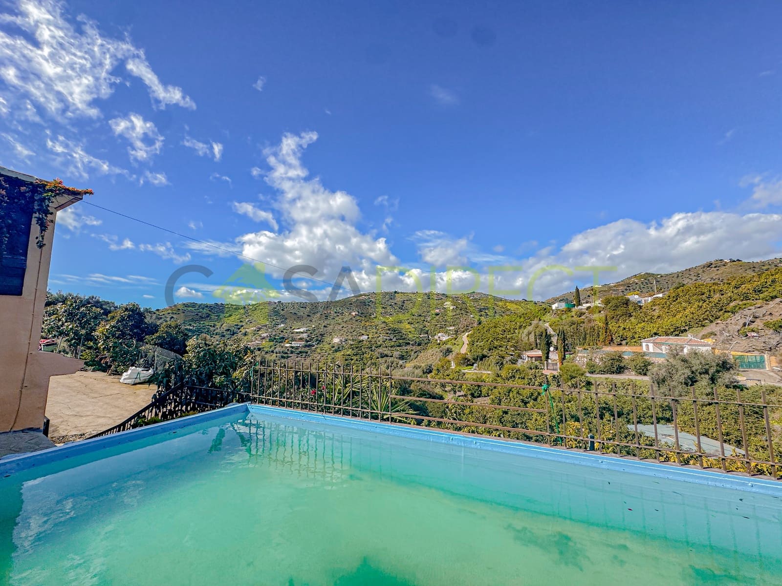 3 bedroom Finca/Country House for rent in Torrox with pool garage - € 875 (Ref: 9568040)