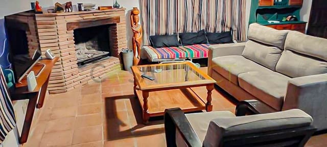 1 camera da letto Finca/Casa di Campagna da affittare in Malaga città con garage - 1.400 € (Rif: 9573974)