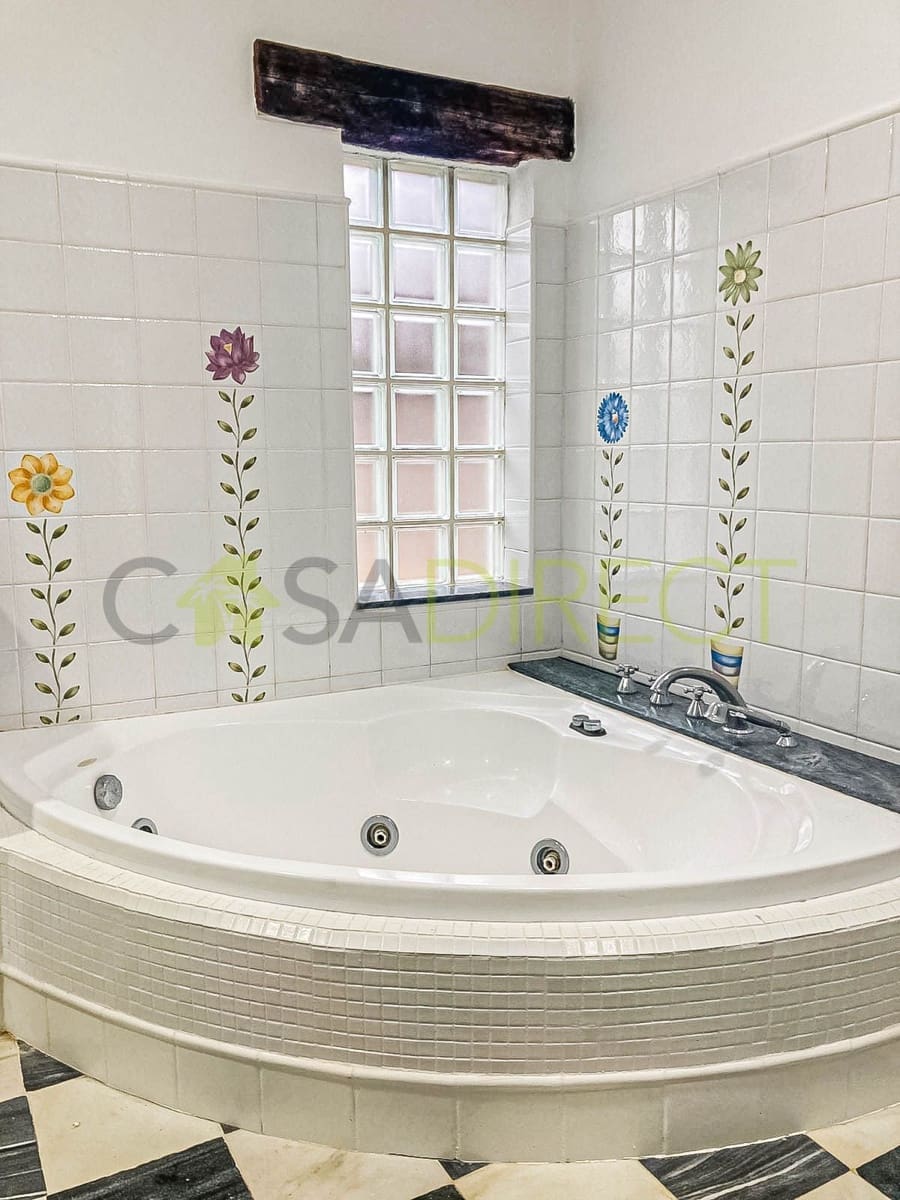 1 Zimmer Finca/Landgut zu vermieten in Malaga Stadt mit Garage - 1.400 € (Ref: 9573974)