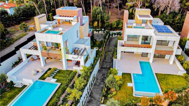 5 bedroom Villa for sale in Marbella with pool garage - € 4,200,000 (Ref: 9607214)