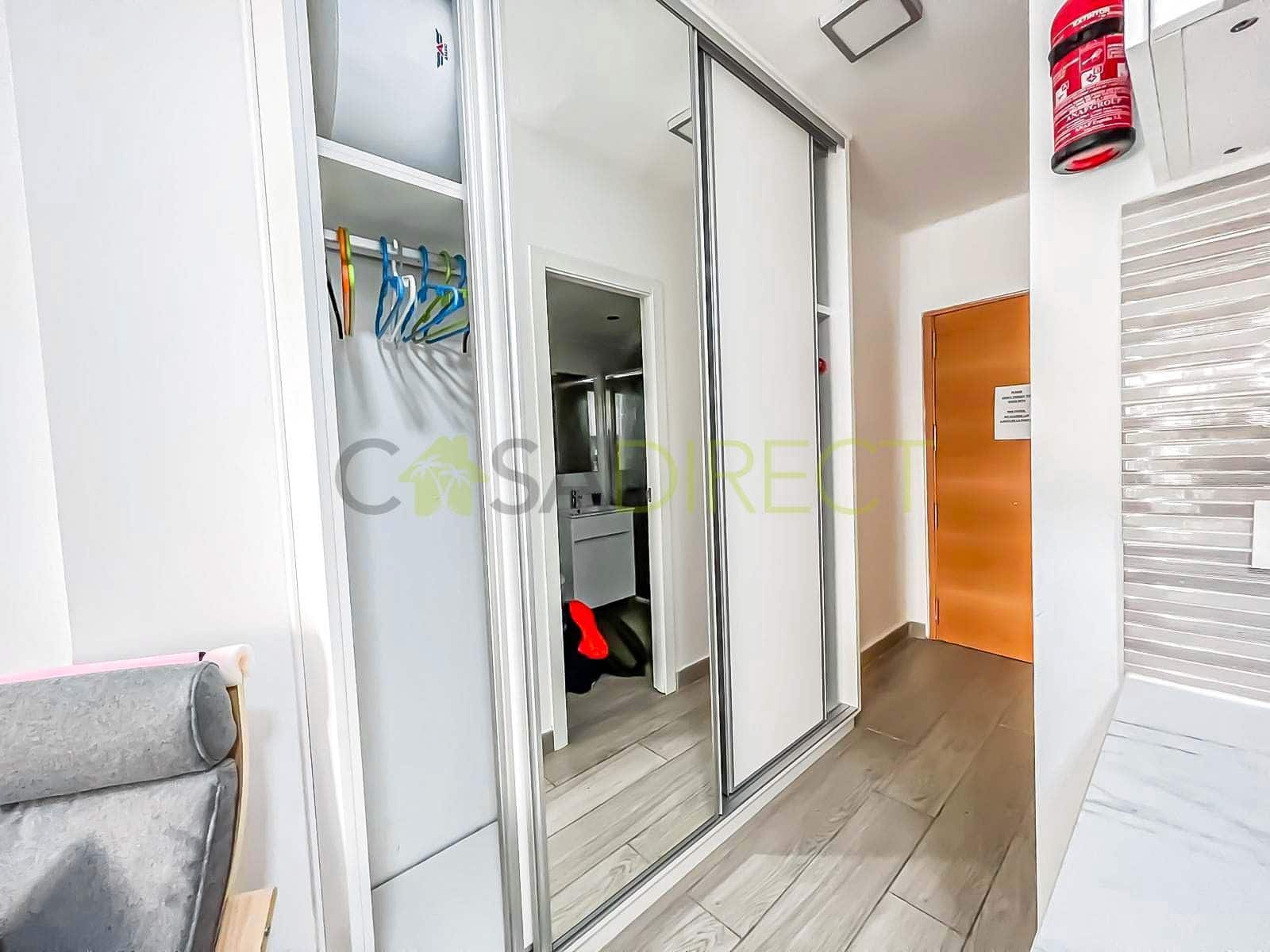 Yksiö myytävänä paikassa Nerja mukana uima-altaan 
autotalli - 194 250 € (Ref: 9627229)