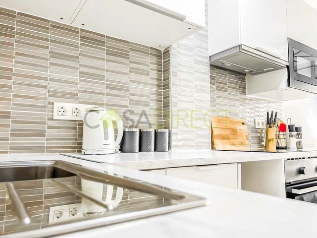 Yksiö myytävänä paikassa Nerja mukana uima-altaan 
autotalli - 194 250 € (Ref: 9627229)