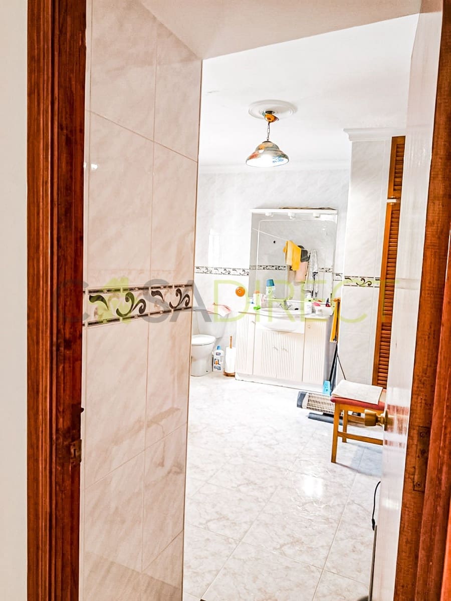 4 bedroom Semi-detached Villa for sale in Alora - € 168,000 (Ref: 9627230)