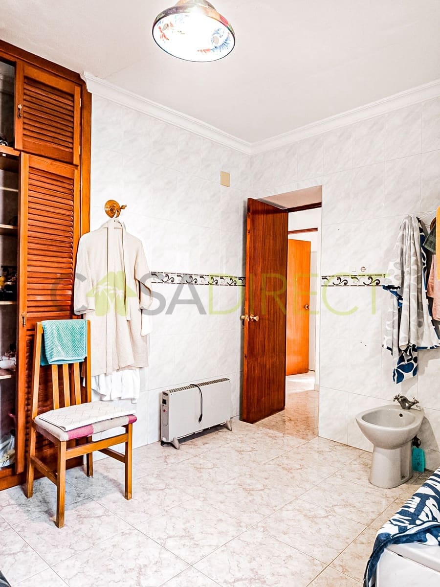 4 bedroom Semi-detached Villa for sale in Alora - € 168,000 (Ref: 9627230)