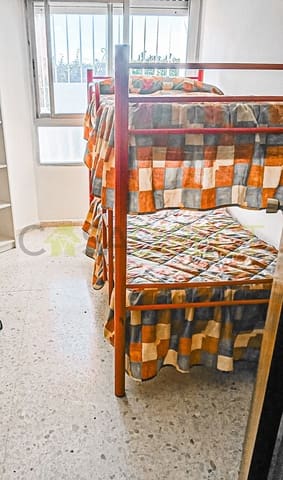 3 makuuhuone Asunto vuokrattavana paikassa Vélez-Málaga mukana uima-altaan - 800 € (Ref: 9633854)