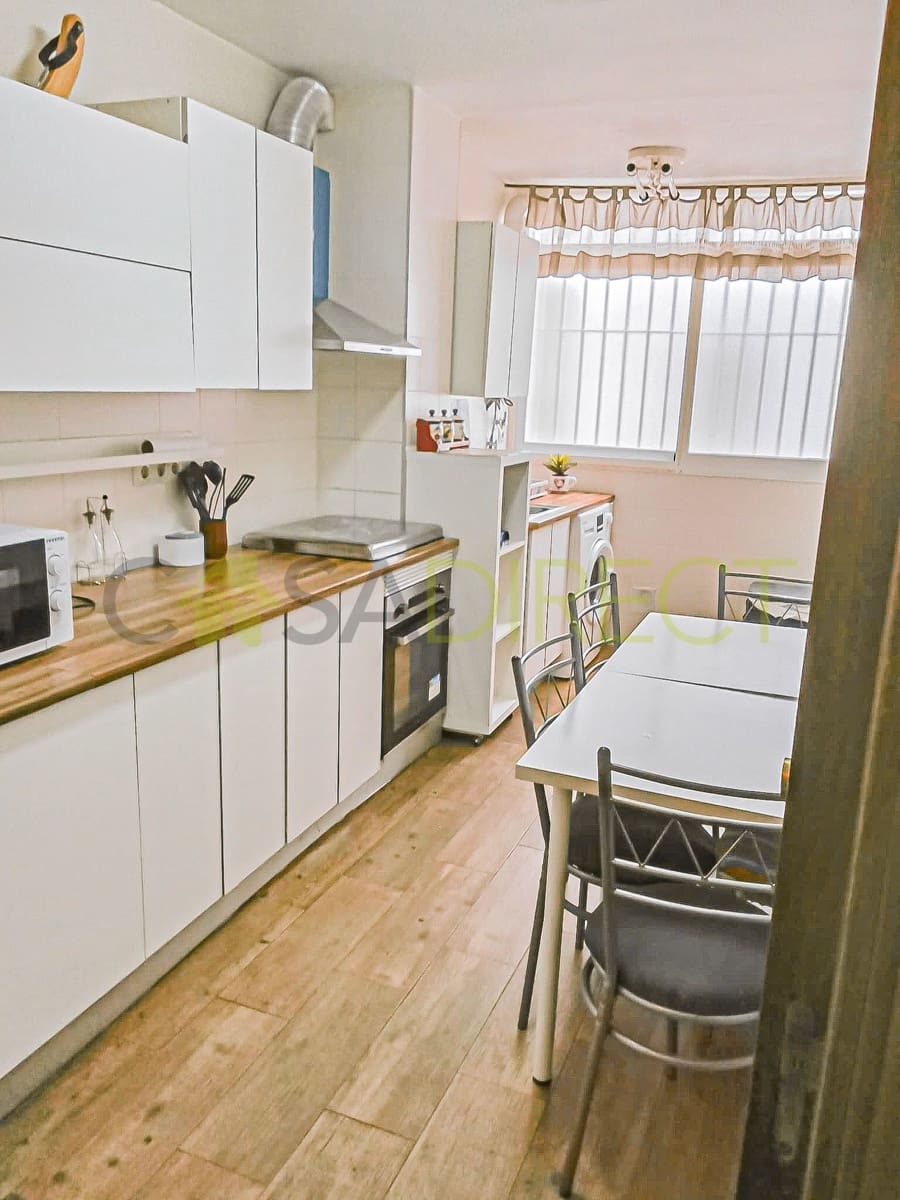 3 makuuhuone Asunto vuokrattavana paikassa Velez-Malaga mukana uima-altaan - 800 € (Ref: 9633854)