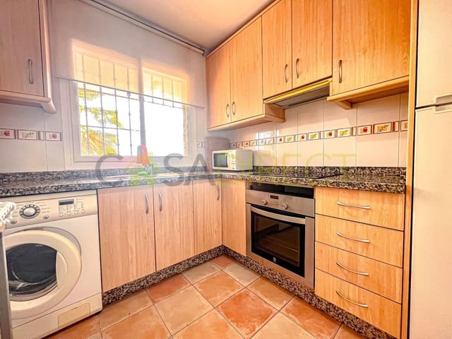 2 sovrum Lägenhet att hyra i Torrox-Costa, Torrox med pool - 850 € (Ref: 9636458)