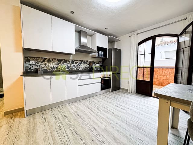 1 sovrum Lägenhet att hyra i Frigiliana - 850 € (Ref: 9655680)