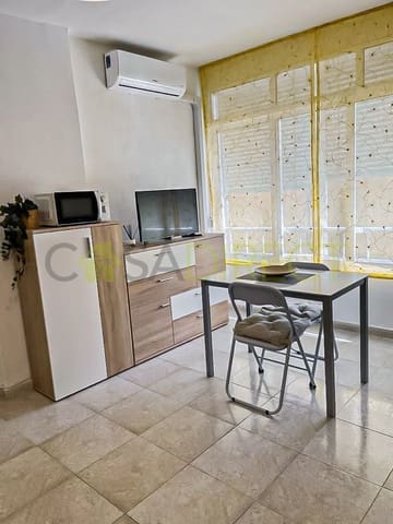 Studio na sprzedaż w Torremolinos z basenem - 169 000 € (Ref: 9660816)