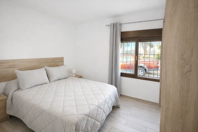 Casa de 2 habitaciones en Frigiliana en alquiler - 1.200 € (Ref: 9660817)
