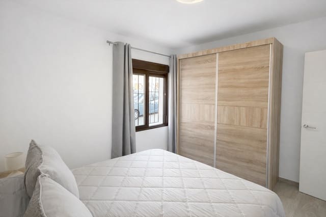 Casa de 2 habitaciones en Frigiliana en alquiler - 1.200 € (Ref: 9660817)