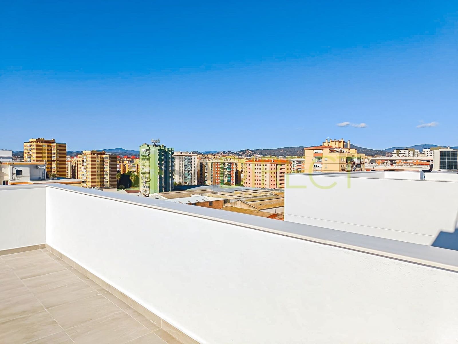 Piso de 2 habitaciones en Málaga ciudad en alquiler con piscina garaje - 1.650 € (Ref: 9669984)