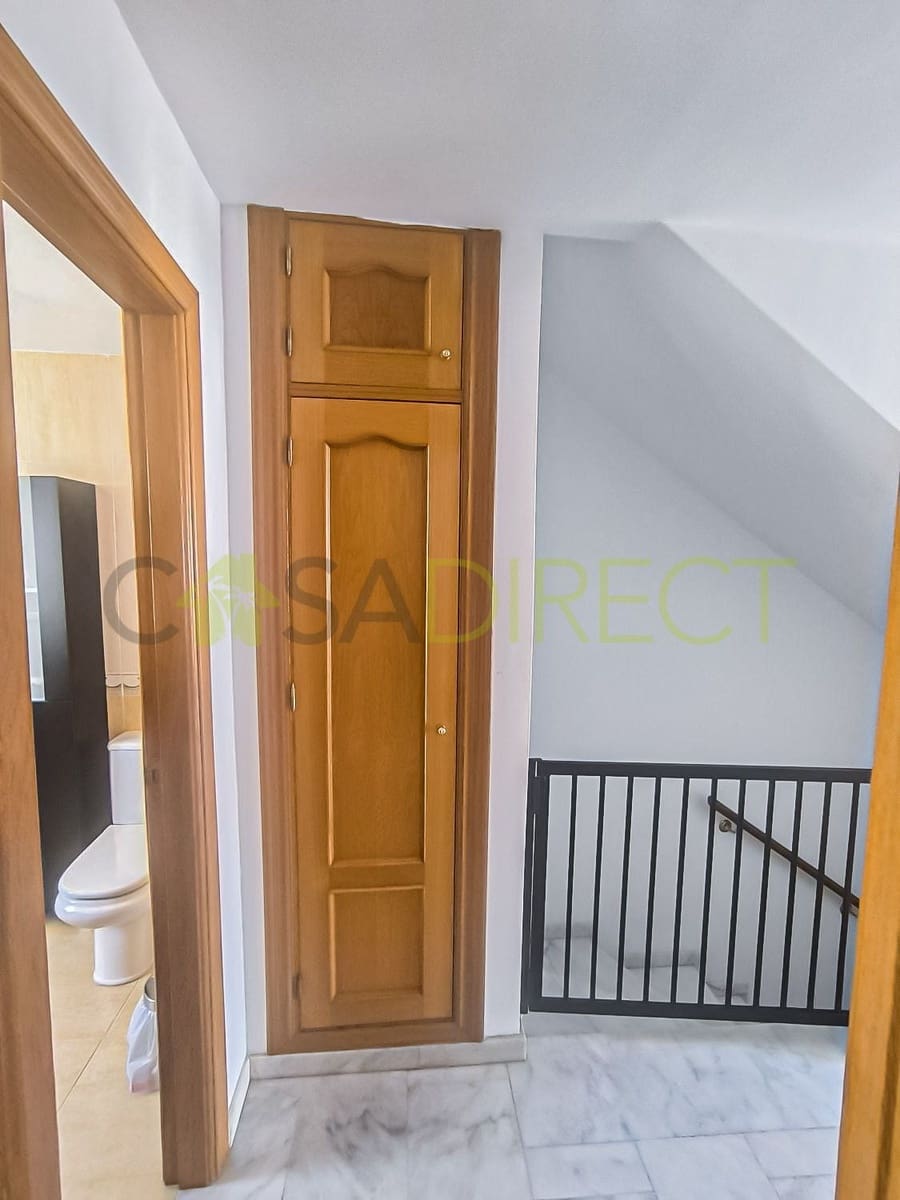 3 quarto Moradia Geminada para venda em El Romeral com garagem - 265 000 € (Ref: 9686030)