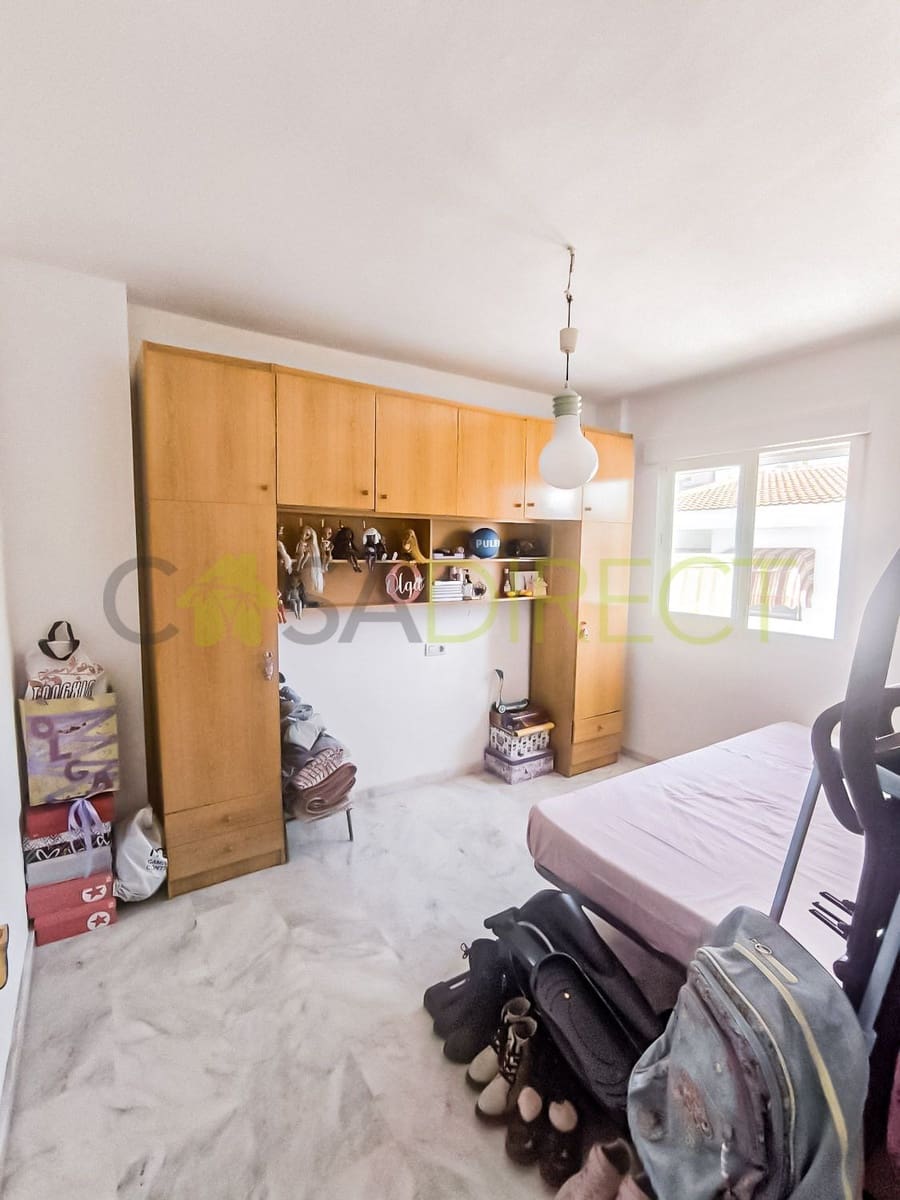 3 quarto Moradia Geminada para venda em El Romeral com garagem - 265 000 € (Ref: 9686030)