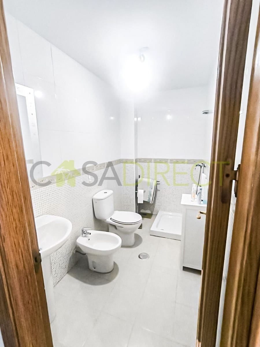 3 quarto Moradia Geminada para venda em El Romeral com garagem - 265 000 € (Ref: 9686030)