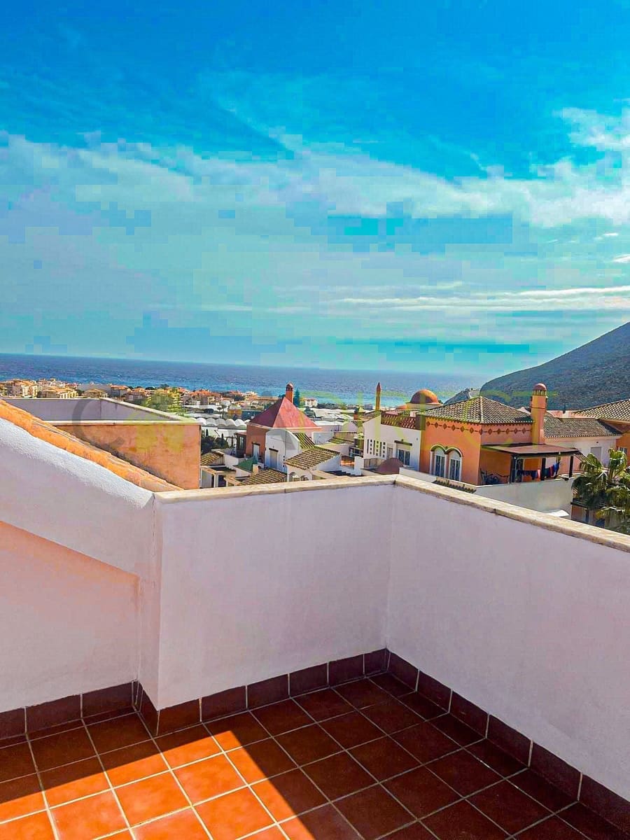 3 quarto Moradia Geminada para venda em El Romeral com garagem - 265 000 € (Ref: 9686030)