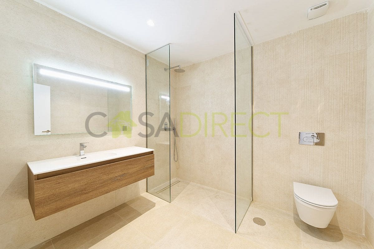 6 bedroom Villa for sale in New Golden Mile with pool garage - € 1,950,000 (Ref: 9686031)