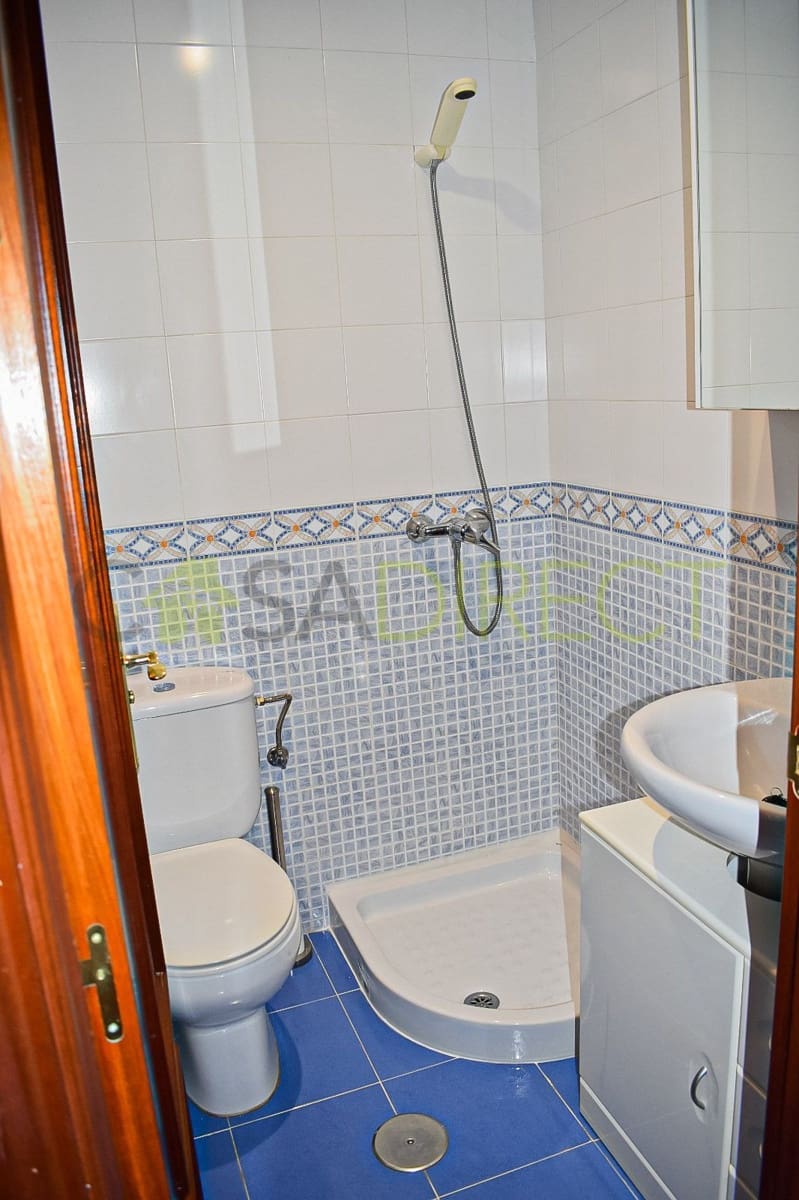 Piso de 2 habitaciones en Rincón de la Victoria en alquiler con garaje - 1.200 € (Ref: 9690035)