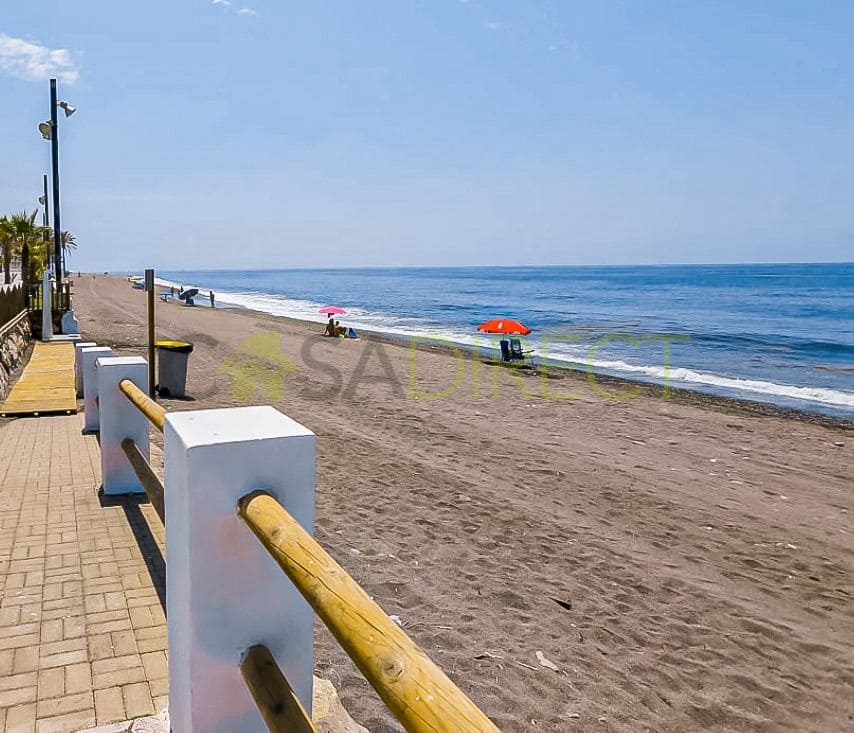 2 bedroom Flat for sale in Albunol with garage - € 155,000 (Ref: 9694718)