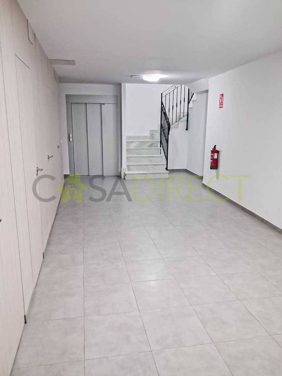 2 bedroom Flat for sale in Albunol with garage - € 155,000 (Ref: 9694718)