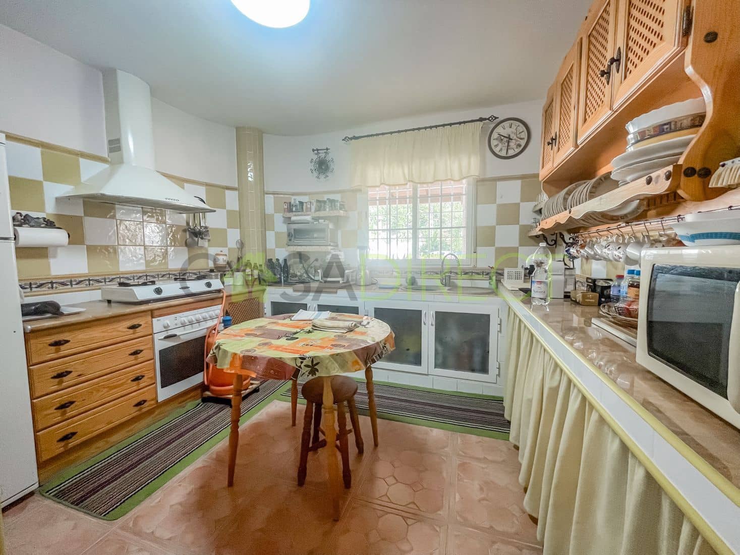 4 Zimmer Villa zu verkaufen in Motril mit Pool Garage - 336.000 € (Ref: 9694719)