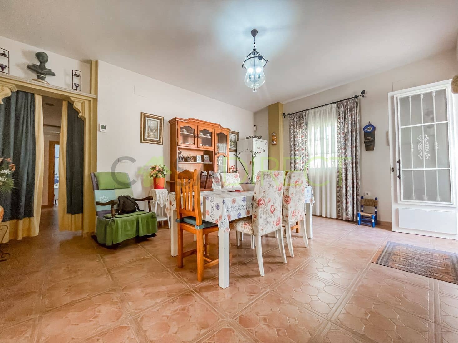 4 Zimmer Villa zu verkaufen in Motril mit Pool Garage - 336.000 € (Ref: 9694719)