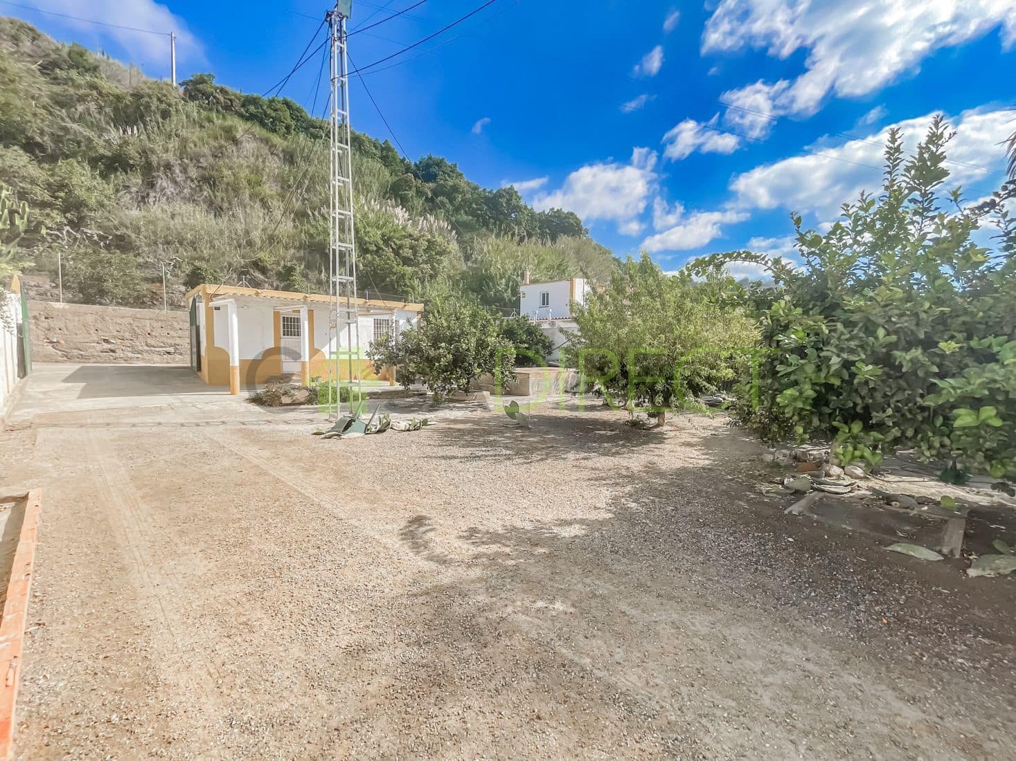 4 Zimmer Villa zu verkaufen in Motril mit Pool Garage - 336.000 € (Ref: 9694719)