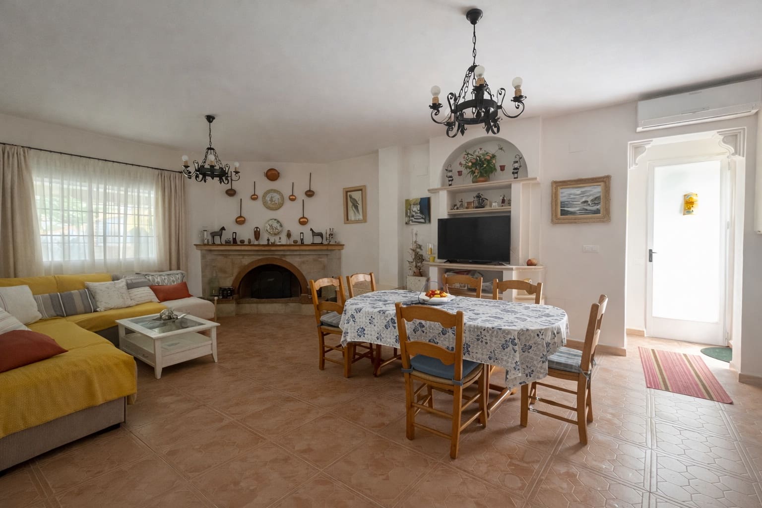 4 bedroom Villa for sale in Motril with pool garage - € 336,000 (Ref: 9694719)
