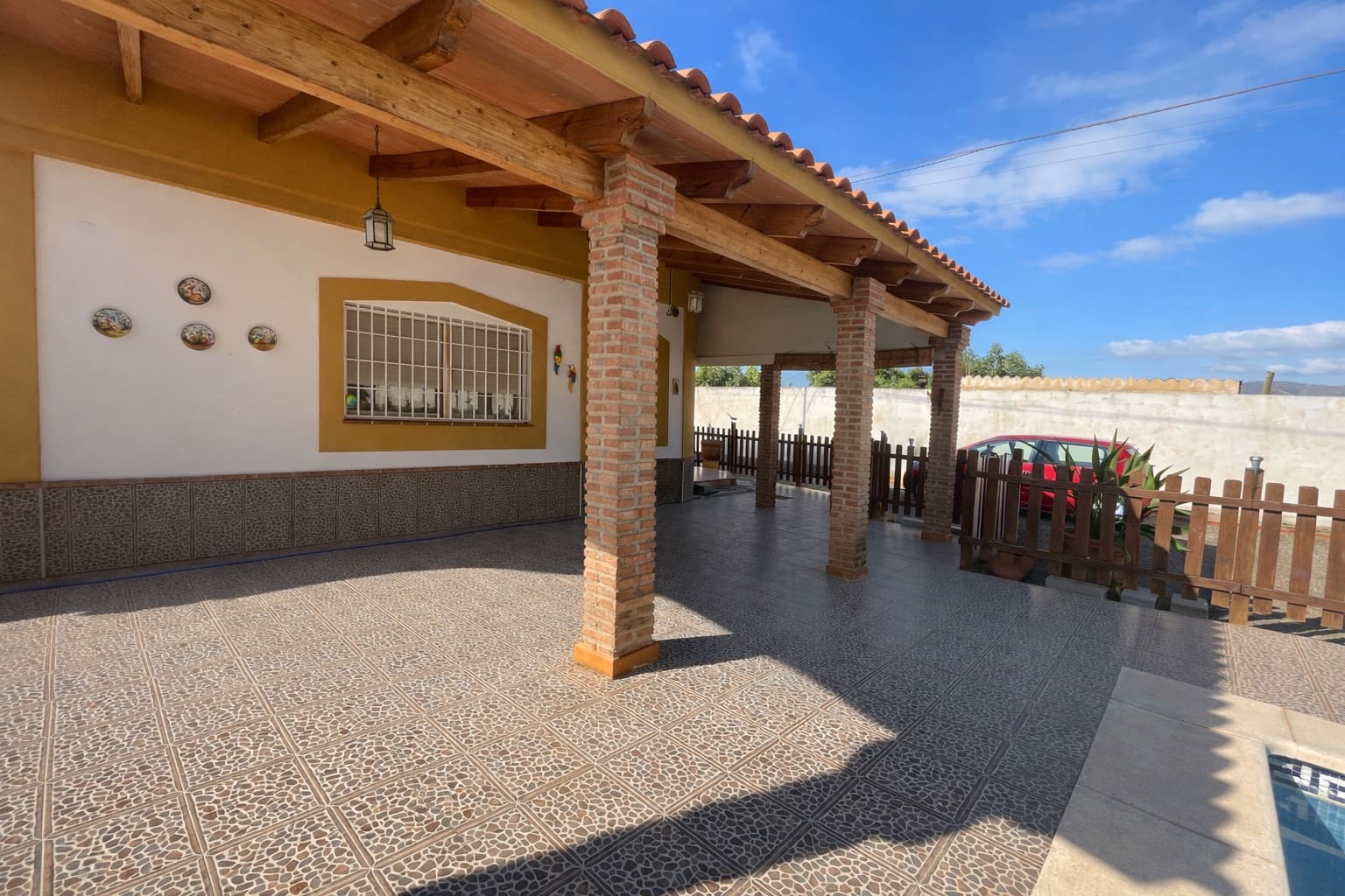4 bedroom Villa for sale in Motril with pool garage - € 336,000 (Ref: 9694719)