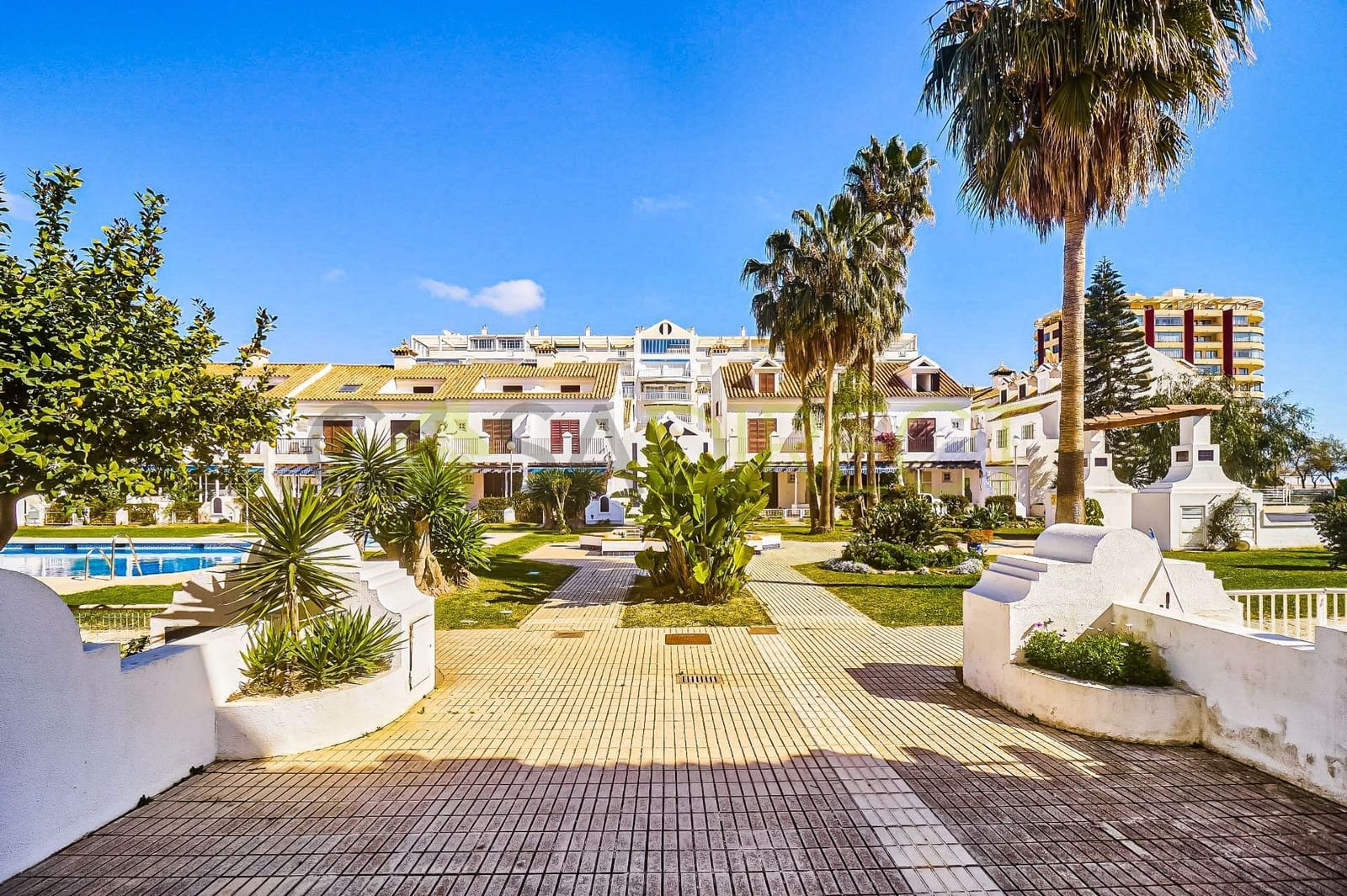 3 sovrum Lägenhet till salu i Fuengirola med pool - 625 000 € (Ref: 9698130)