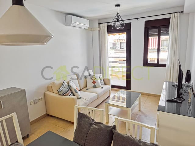 2 soveværelse Lejlighed til leje i Torrox-Costa, Torrox med swimmingpool garage - € 900 (Ref: 9698131)