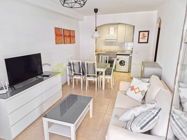 2 soveværelse Lejlighed til leje i Torrox-Costa, Torrox med swimmingpool garage - € 900 (Ref: 9698131)