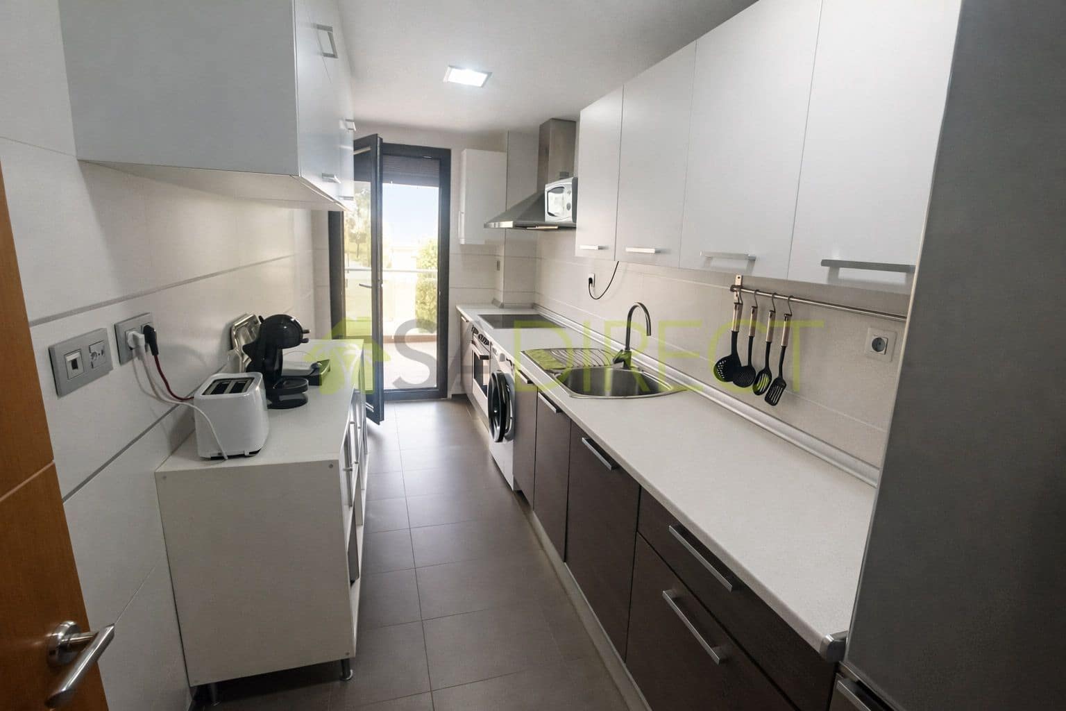 2 bedroom Flat for rent in Motril with pool garage - € 840 (Ref: 9700439)