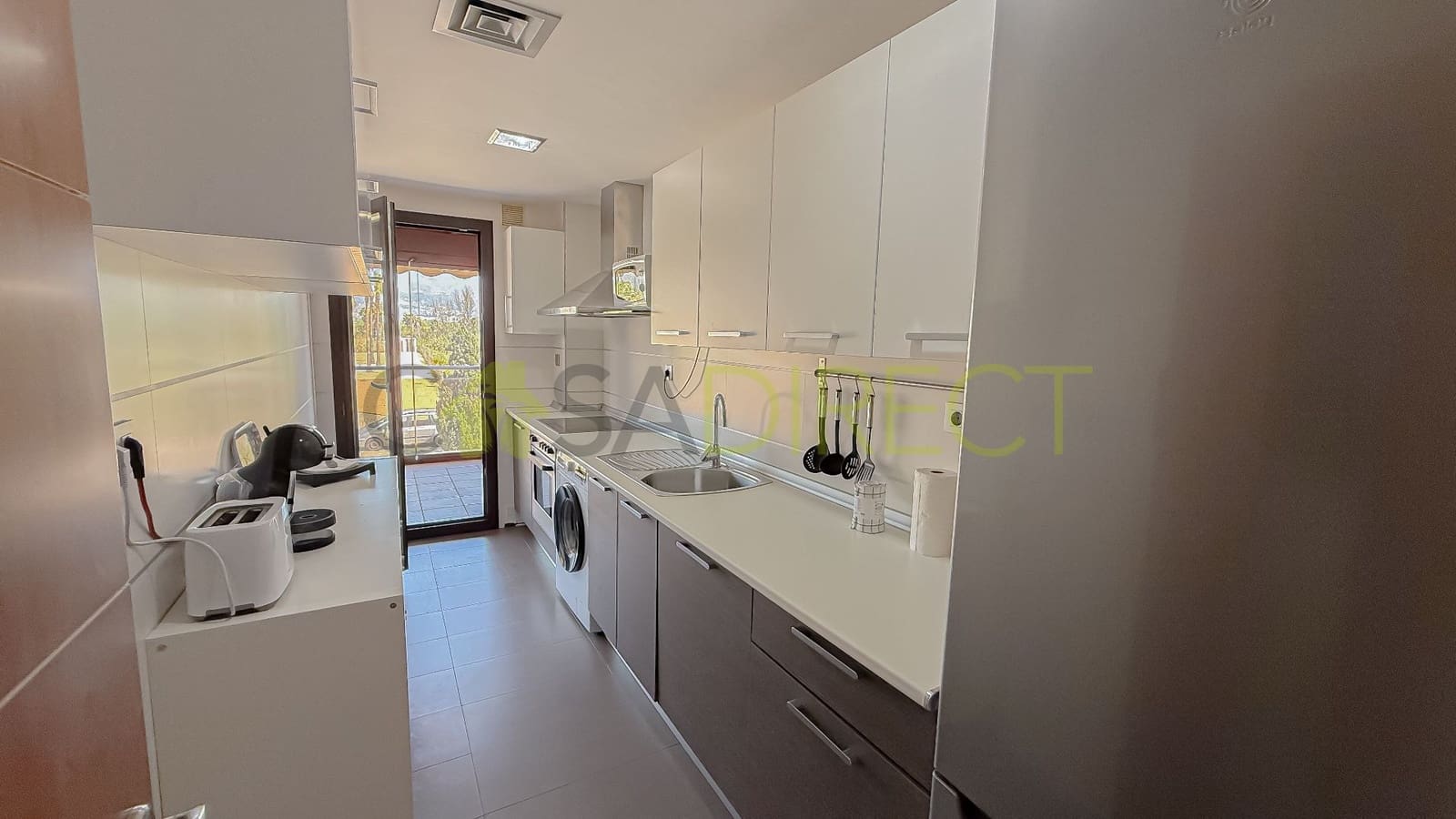 2 bedroom Flat for rent in Motril with pool garage - € 840 (Ref: 9700439)